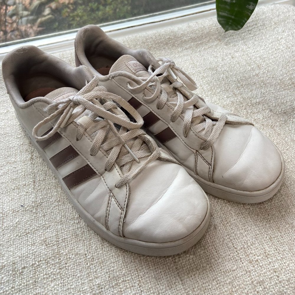 Adidas VS Advantage white leather pink strips sneakers, size 6